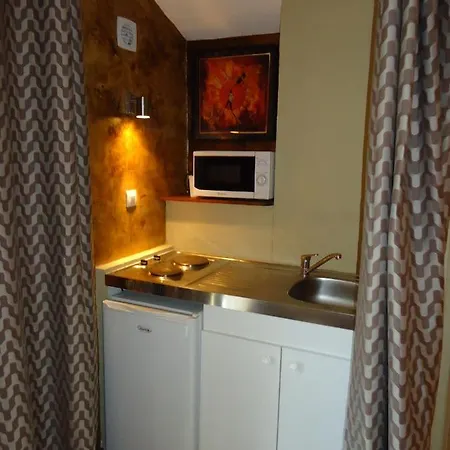 Oda ve Kahvaltı Praesidio